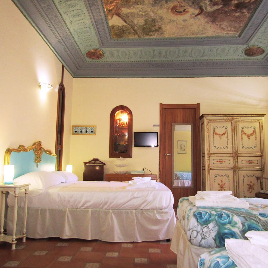 Vittorio Emanuele Rooms Di Prinzi Palermo Exterior photo